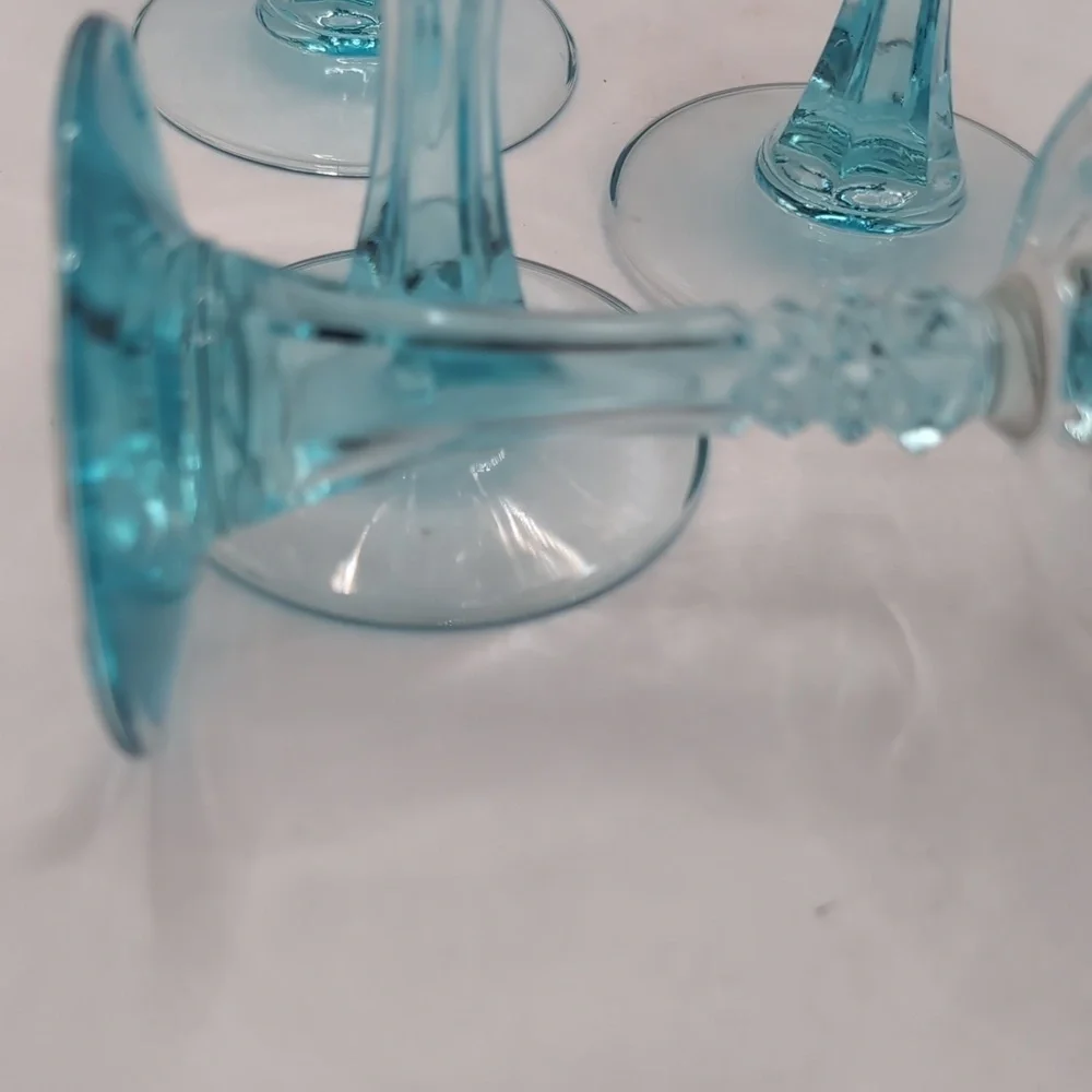 Vintage Set Of 4 (Four) Crystal D'Arques Durand CRA35 Stemmed Wine Glasses